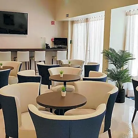 Porto City Hotel Порту